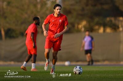 هافبک پرسپولیس به بازی با پیکان می‌رسد؟ - پارس فوتبال