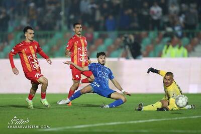 افشاگری بازیکنان استقلال: زمین مسابقه را رنگ کردند تا صدایمان در نیاید!/ ریکاردو ساپینتو مخالف بازی استقلال در شهر قدس و تختی - پارس فوتبال