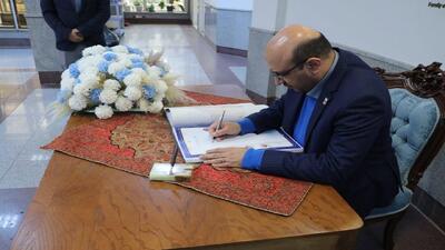 حضور علی نژاد در جمع دانشجویان علوم ورزش و تندرستی دانشگاه شهید بهشتی - پارس فوتبال