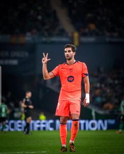 کامبک جانانه بارسلونا مقابل بتیس در شب هتریک تورس - پارس فوتبال