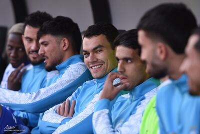 ستاره استقلال در آستانه محرومیت - پارس فوتبال