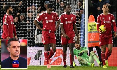 گری نویل: داستان فروپاشی لیورپول واقعی است - پارس فوتبال