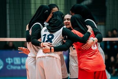 برتری تیم والیبال دختران دانش‌آموز ایران برابر بلغارستان - پارس فوتبال