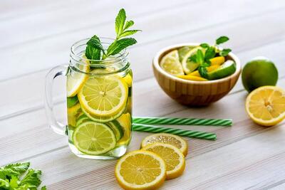  ۱۰ نوشیدنی خوشمزه برای رفع تشنگی و کمبود آب بدن