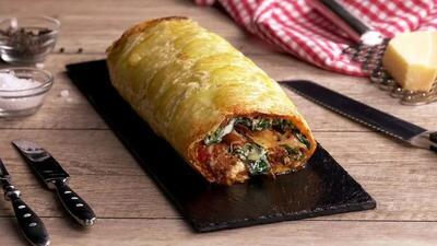  طرز تهیه رولت سیب‌زمینی؛ یک غذای مجلسی بین‌المللی درست کنید