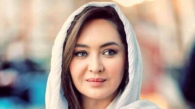  تیپ و استایل فوق زیبا و جوانی خیره کننده نیکی کریمی در جشنواره خارجی / پرچم زنان ایرانی را بالا برد!