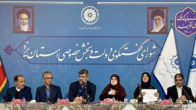 سخنگوی دولت: سال آینده ۸ میلیارد دلار بنزین وارد می‌کنیم/ وجود فساد در برخی بخش‌ها، قابل انکار نیست