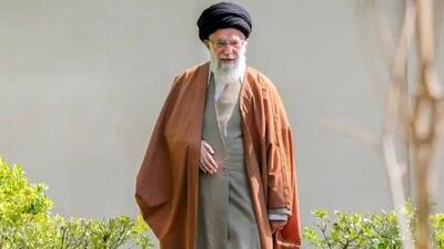 سفره غذای ساده رهبری انقلاب و دورهمی با نوه هایش/ سفری که با اتوبوس معمولی بود