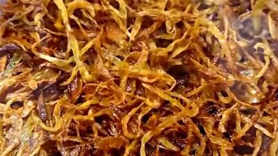  طرز تهیه پیاز داغ خونگی / فیلم