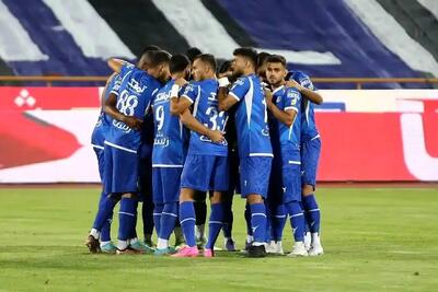 مهاجم استقلال از لیست خط خورد