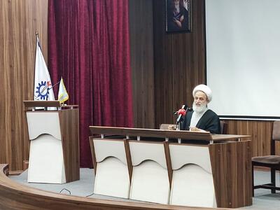  پناهیان: مشکل کشور در ساختار دیوان‌سالار و تمرکز قدرت است، نه مسئولان / مسئولیت شکستن سد تمرکزگرایی بر عهده جنبش دانشجویی است