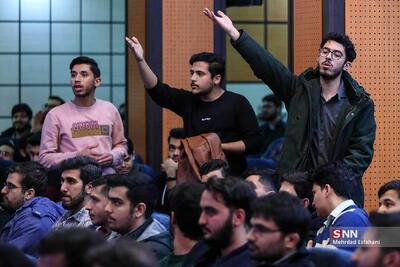  کدام یک از چهره‌های سیاسی امروز به دانشگاه می‌روند؟