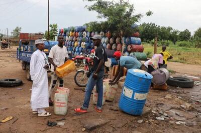جراحی اقتصادی بدون بیهوشی؛ درس‌هایی از هند و نیجریه/ تعادلی ظریف بین صرفه‌جویی بودجه و تاب‌آوری جامعه