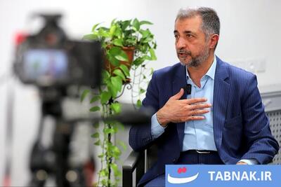 رامین، نماینده مجلس: حقوقمان باید ۱۰برابر شود/ بابت بیمارستان نگاه گله دارم/ خجالت‌زده ام!