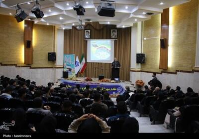 بزرگداشت روز دانشجو در دانشگاه ملی مهارت کردستان/16 آذر روز اندیشه - تسنیم