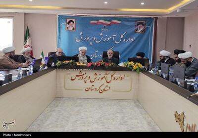 کردستان نماد وحدت شیعه و سنی/لزوم تعمیق فرهنگ نماز در میان جوانان - تسنیم