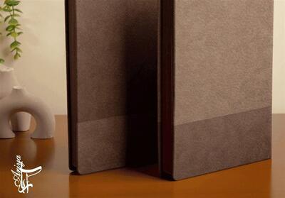 چرا سررسید، تقویم رومیزی و خودکار تبلیغاتی همچنان بهترین هدایای تبلیغاتی هستند؟ معرفی آریا طرح - تسنیم