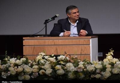 استانداران بومی انگیزه بالایی برای توسعه استان دارند - تسنیم