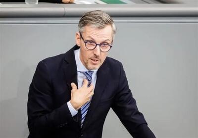 کاستلوچی: تأخیر در انتقال پناهجویان افغان به اعتبار آلمان آسیب می‌زند - تسنیم