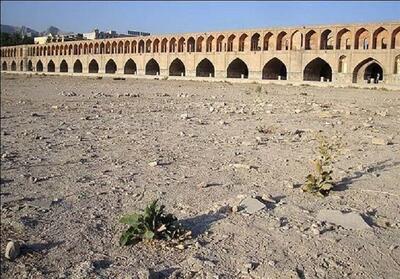 حقآبه زاینده‌رود و کشاورزان به تمسخر گرفته شده؛ آب دریا مال صنعت است نه شهر! - تسنیم