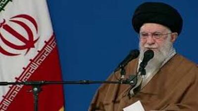  توصیه رهبر معظم انقلاب به انس با نهج‌البلاغه و بهره‌گیری از معارف بی‌پایان آن + فیلم