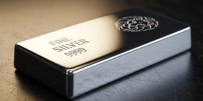 از حساب بانکی تا شمش نقره؛ خانوارهای ایرانی در سکوت، مسیر سرمایه‌گذاری خود را عوض کردند..