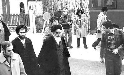 سرمقاله اعتماد/ دیپلماسی امام خمینی در نوفل لوشاتو