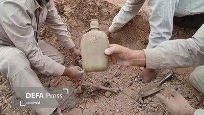  کشف پیکر مطهر شهیدی با قمقمه ای پر از آب