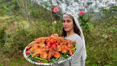  غذای محلی روستا: دستور پخت اکبر جوجه ایرانی (فیلم)