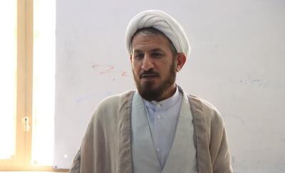  استعفا و عذرخواهی یک امام جمعه بعد از گفتن این جمله: هر کسی نسبت به رهبری اظهار تنفر کند، حرام‌زاده است