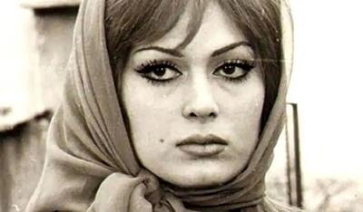  «آذر شیوا» با سبیل و در 25 سالگی؛ سال 1344