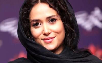  نگاه روز |نگاهی به استایل مدرسه ای پریناز ایزدیار در فیلم سرریز 📸