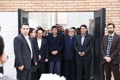 بازدید وزیر ورزش و جوانان از سالن سنگنوردی قزوین