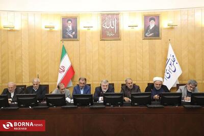  نشست مجمع نمایندگان با حضور استاندار تهران برگزار شد