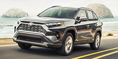  چرا تویوتا راو ۴ (Toyota RAV۴ ۴WD) بهترین انتخاب برای داشتن کراس‌اوور است؟ - چی بپوشم