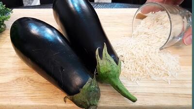  با نصف پیمانه برنج و ۲ تا بادمجون یه غذای فوق العاده خوشمزه درست کنید!