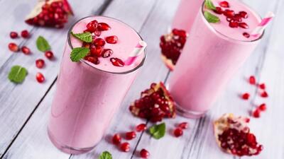  طرز تهیه اسموتی انار، پر از ویتامین و حال خوب!!