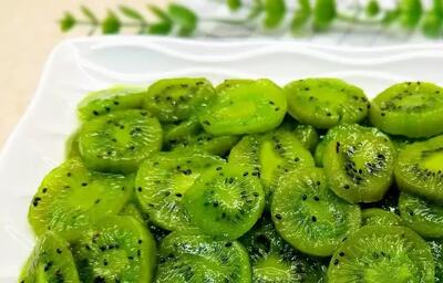  خوشمزه ترین مربای پاییزی همینه / طرز تهیه مربای کیوی خوشرنگ و شفاف !