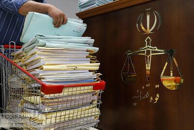 چرا حکم دادگاه چای دبش در باره دو وزیر دولت رئیسی با اینکه قطعی شده اجرا نمی شود؟ چرا دادگاه تخلفات فرزند صدیقی علنی نبود؟