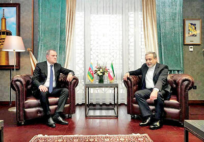 دیپلماسی در دو جبهه