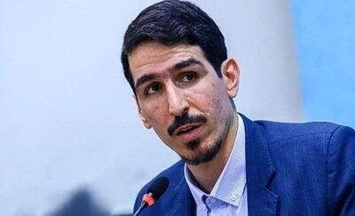 عضو کمیسیون انرژی مجلس: هر لیتر بنزین ۱۵ هزار تومان برای دولت آب می‌خورد+فیلم