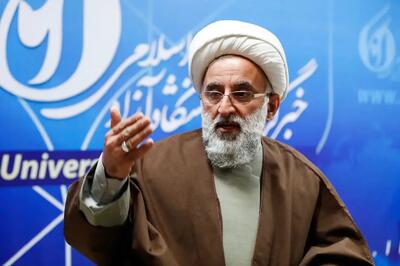 هیچ کسی ادعا نمی‌کند که قانون اساسی ما نقص ندارد