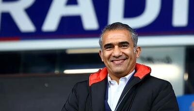 احمدرضا عابدزاده این روزها بچه‌داری می‌کند!