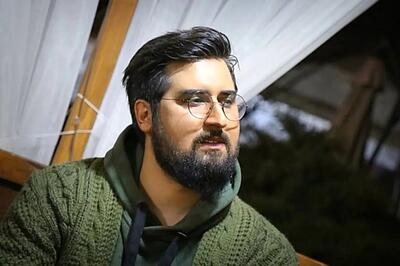 چرا حامد زمانی بدون نوبت آمد؟