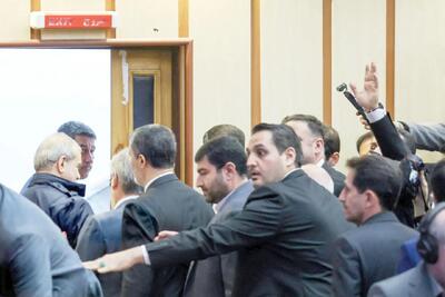 سیاه‌کاری اینترنتی/ نقدی بر اظهارات رئیس جمهور در مراسم 16 آذر و نسخه‌ای که برای خط‌های سفید پیچید