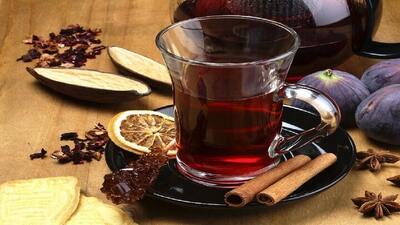  بهترین شیوه مصرف چای ؛ چای پررنگ یا کمرنگ؟ | چه مدت بعد از غذا چای بنوشیم؟