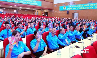  بیستمین کنگره اتحادیه کارگری ویتنام/ نمایندگان ۱۵۰ هزار کارگر گردهم آمدند