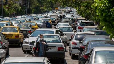 کاهش ۳۷ درصدی ترافیک تهران با اجرای محدودیت‌های آلودگی هوا