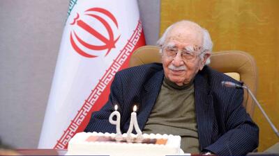 فتح‌الله مجتبایی ۹۸ ساله شد/ برگزاری مراسم تولد در فرهنگستان زبان و ادب فارسی