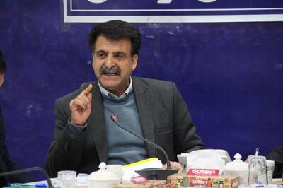  مدیرکل سیاسی استانداری: بیش از ۴ هزار نفر عضو شوراهای لرستان می‌شوند / رای مردم حق‌الناس است